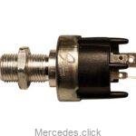 Czujnik stopu Sprinter 4-pinowy 0005459809