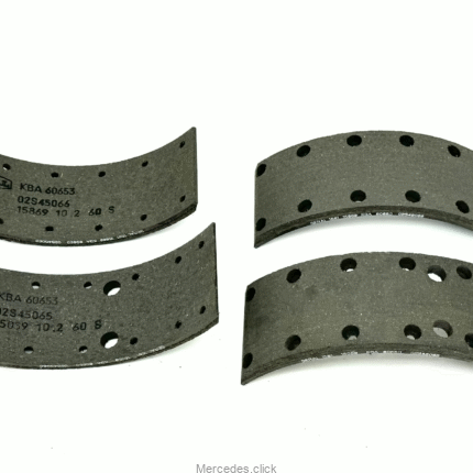 Okładziny h-ca tył DB609 BM668 15059 -wyprzedaż -kpl.na 2 str.jedna okładzina pęknięta