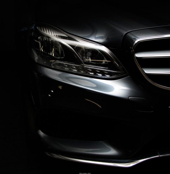 click mercedes